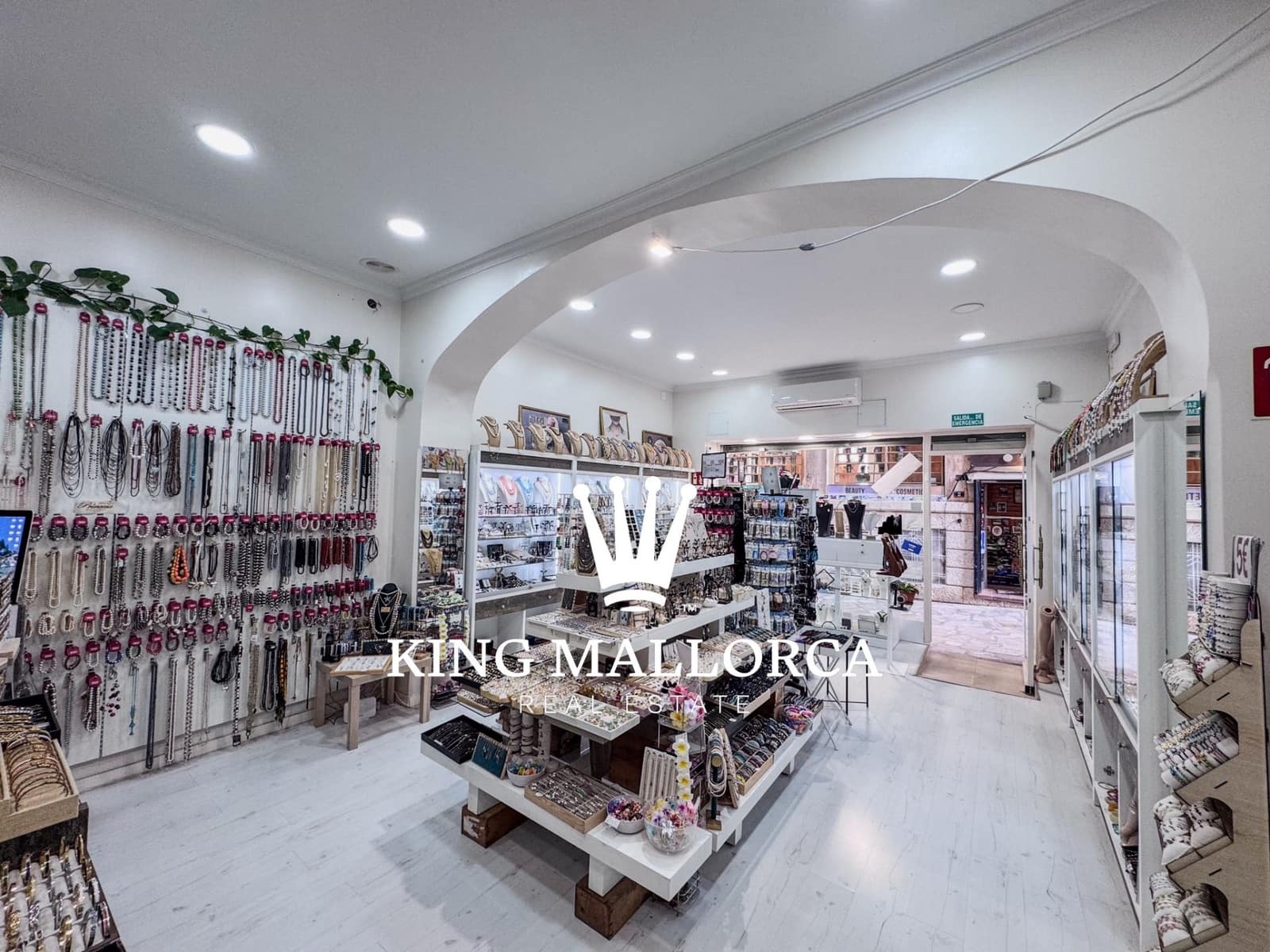 Gewerbe zu vermieten in Palma de Mallorca - 2.200 € (Ref: 9636411)