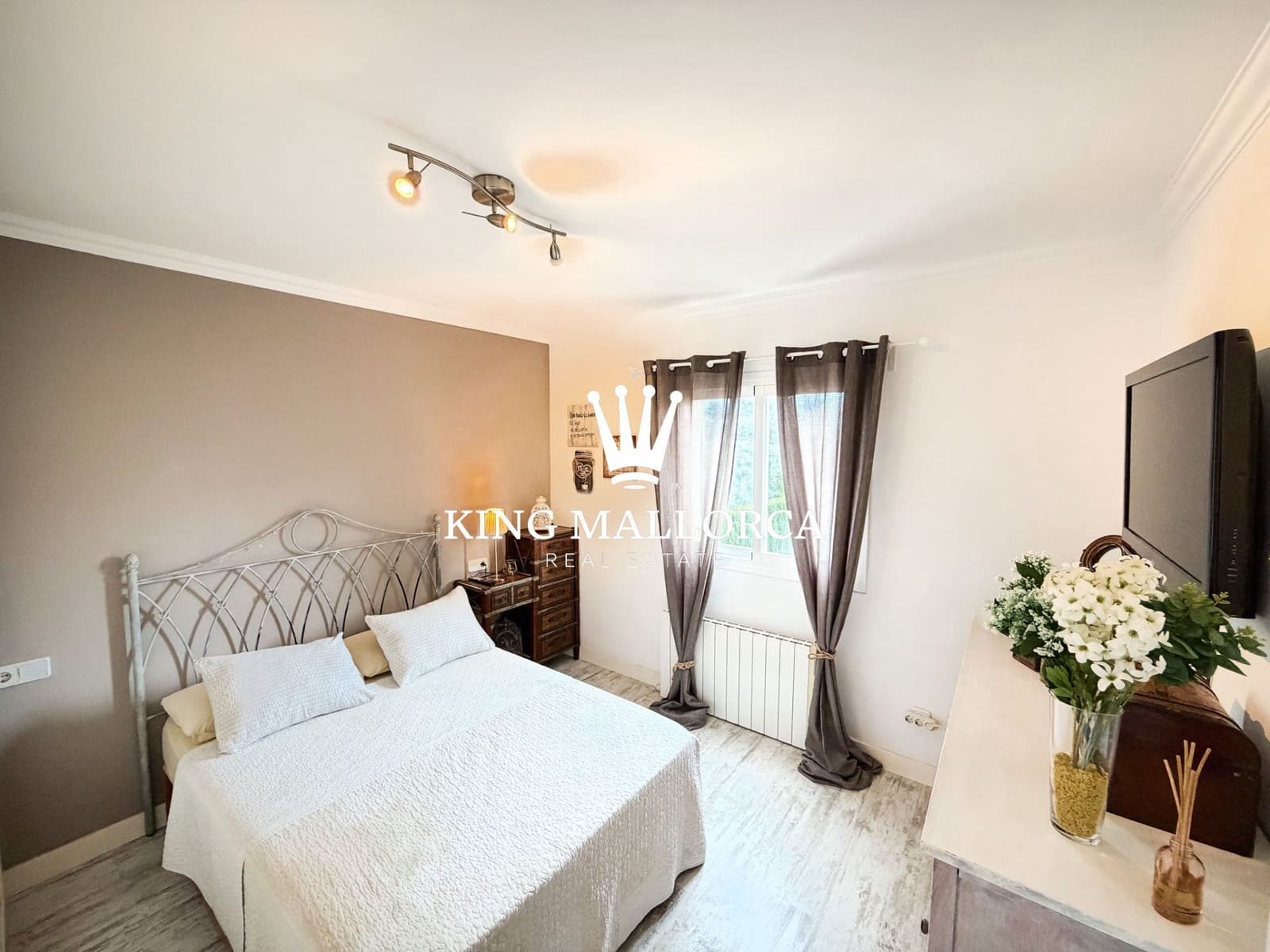 3 sovrum Semi-fristående Villa till salu i Puig de Ros med pool garage - 880 000 € (Ref: 9639062)