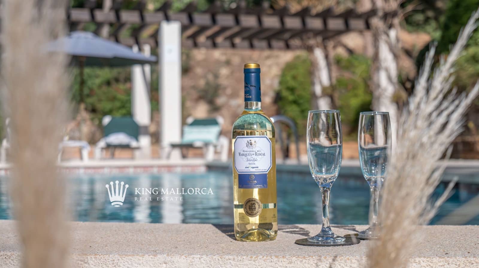 2 bedroom Apartment for rent in Peguera / Paguera with pool garage - € 2,500 (Ref: 9763482)