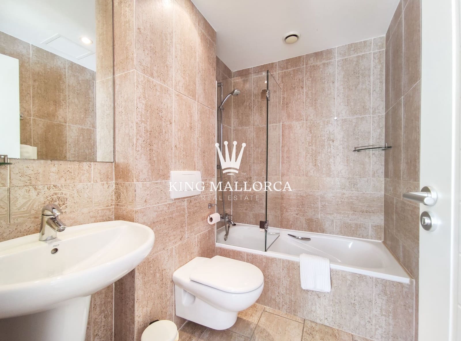 2 bedroom Apartment for rent in Peguera / Paguera with pool garage - € 2,500 (Ref: 9763482)