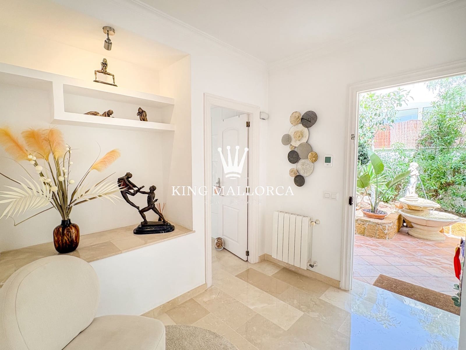 5 bedroom Villa for sale in Calvia with pool garage - € 4,450,000 (Ref: 9788133)