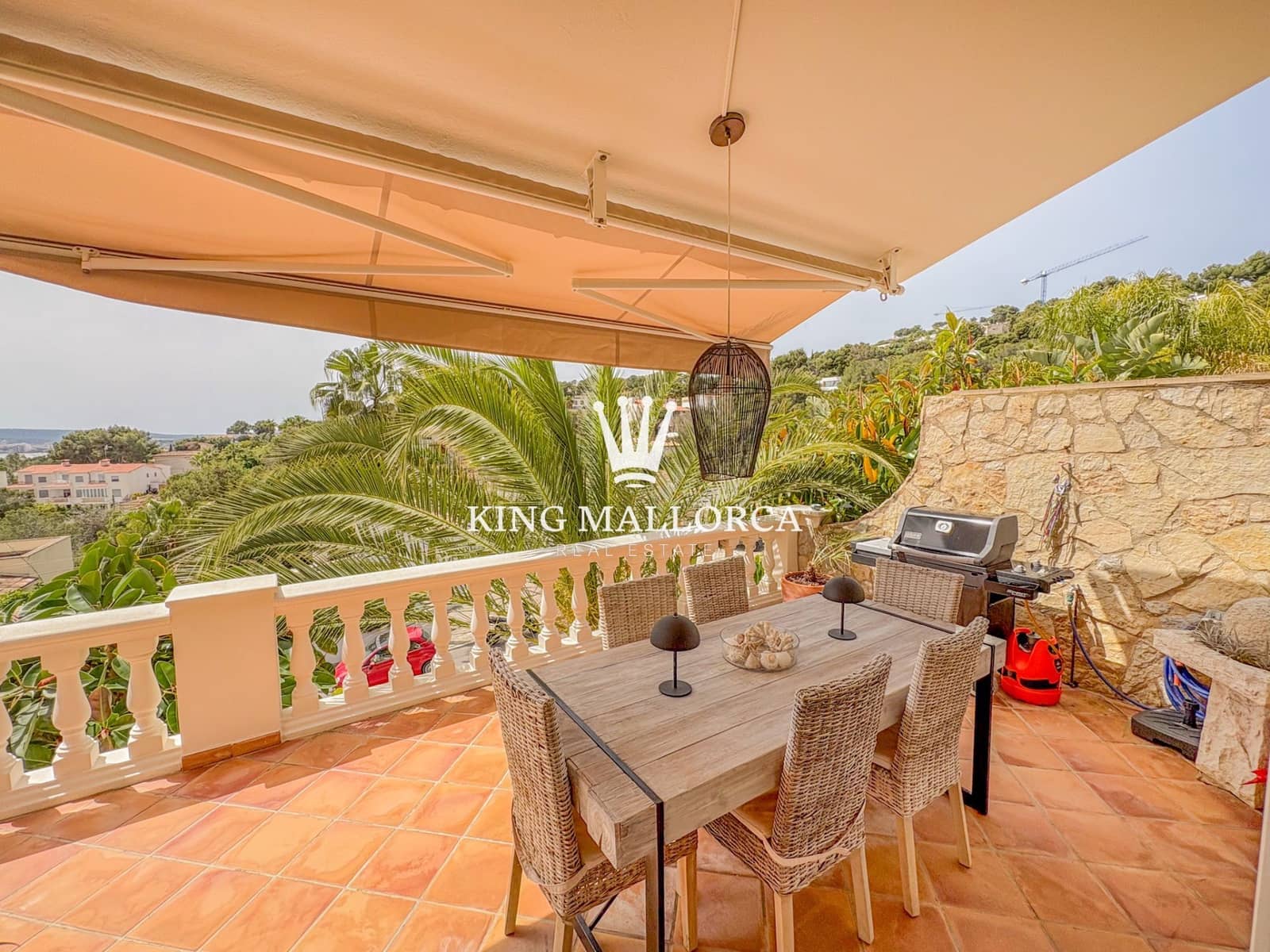 5 bedroom Villa for sale in Calvia with pool garage - € 4,450,000 (Ref: 9788133)