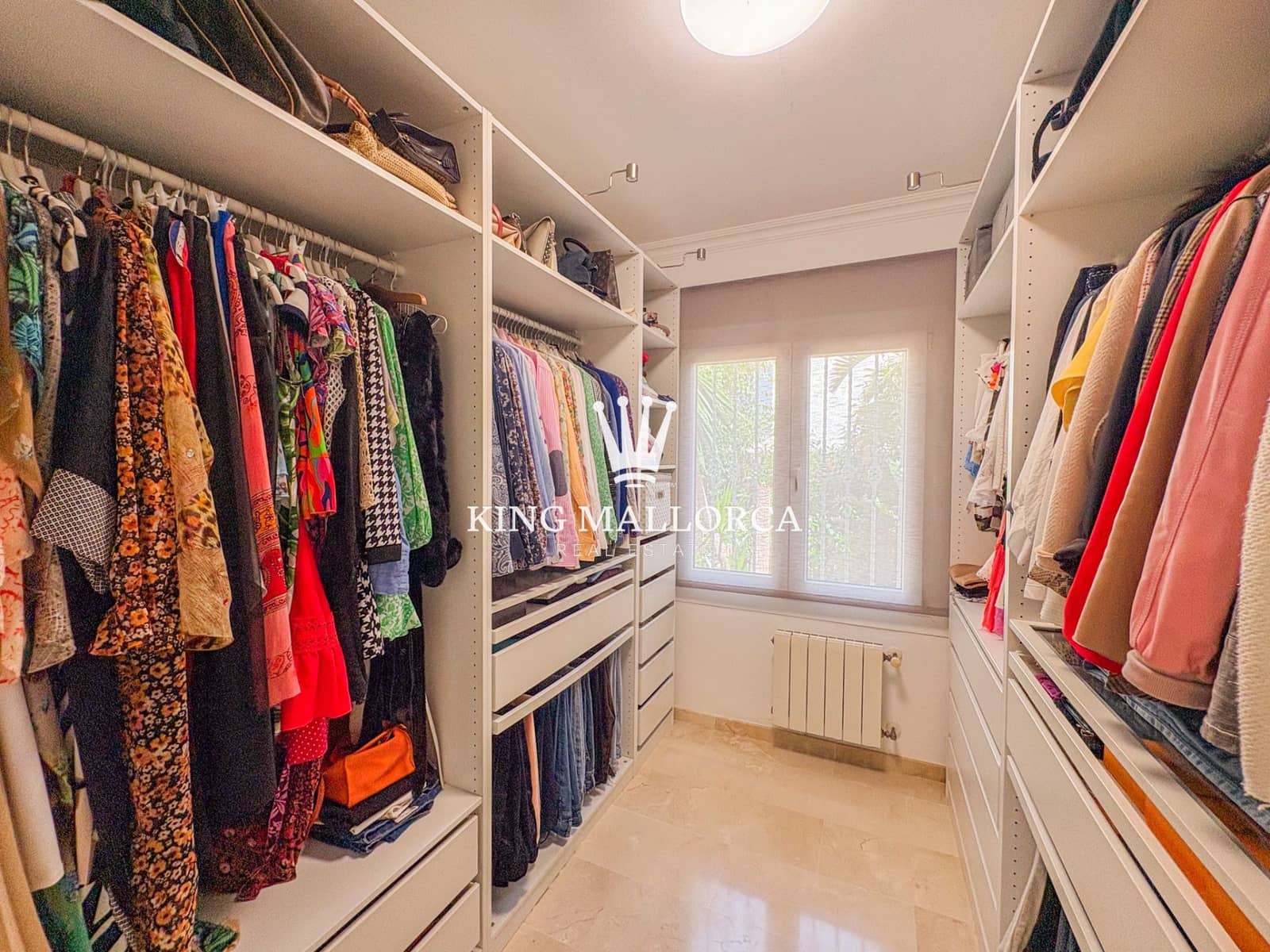 5 bedroom Villa for sale in Calvia with pool garage - € 4,450,000 (Ref: 9788133)