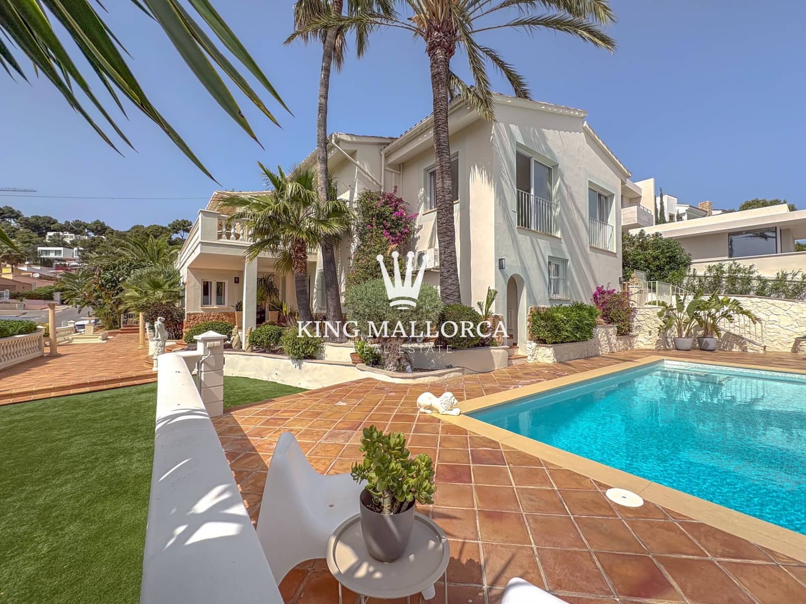 5 bedroom Villa for sale in Calvia with pool garage - € 4,450,000 (Ref: 9788133)