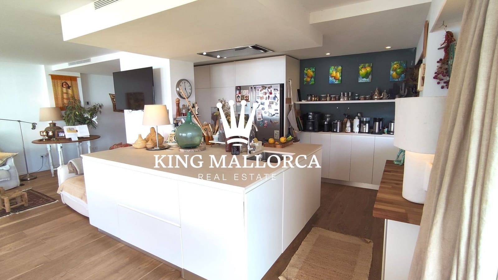 3 sypialnia Apartament do wynajęcia w Calvia z basenem garażem - 8 500 € (Ref: 9790222)