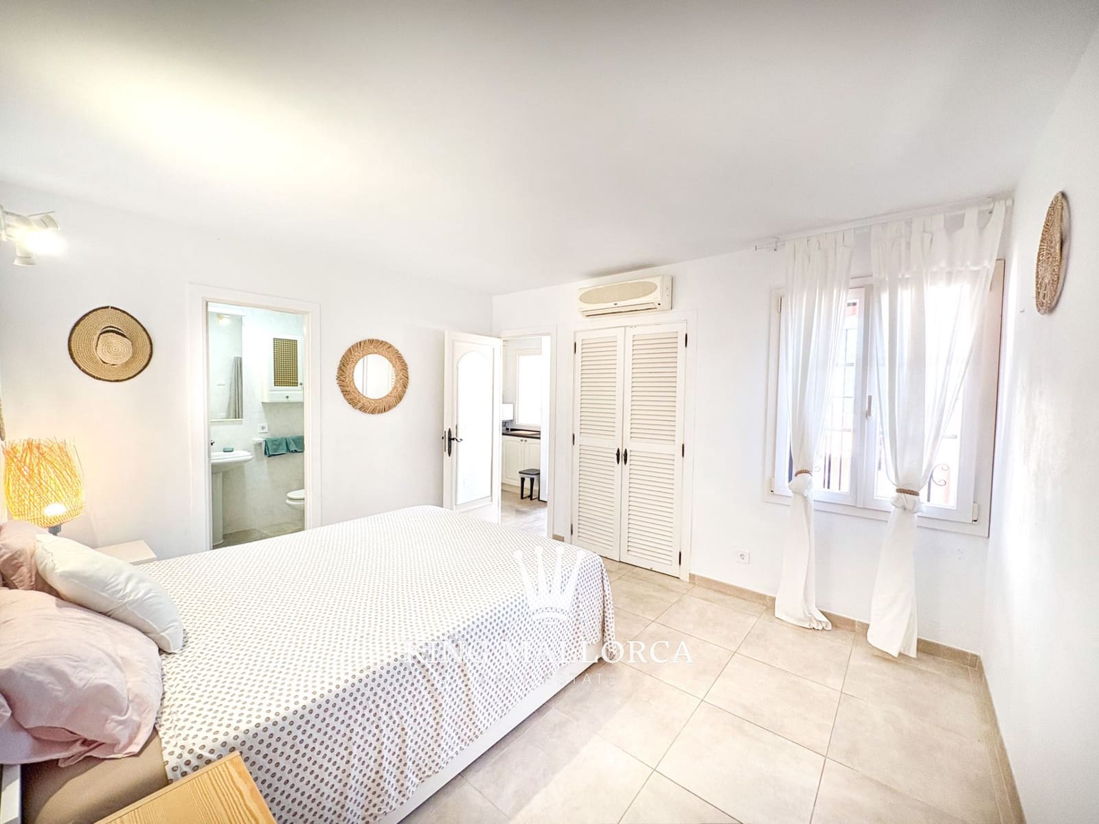 1 soverom Leilighet til leie i Calvia med svømmebasseng garasje - € 1 850 (Ref: 9807642)