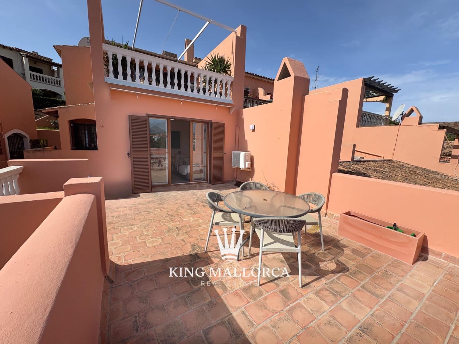 1 soverom Leilighet til leie i Calvia med svømmebasseng garasje - € 1 850 (Ref: 9807642)