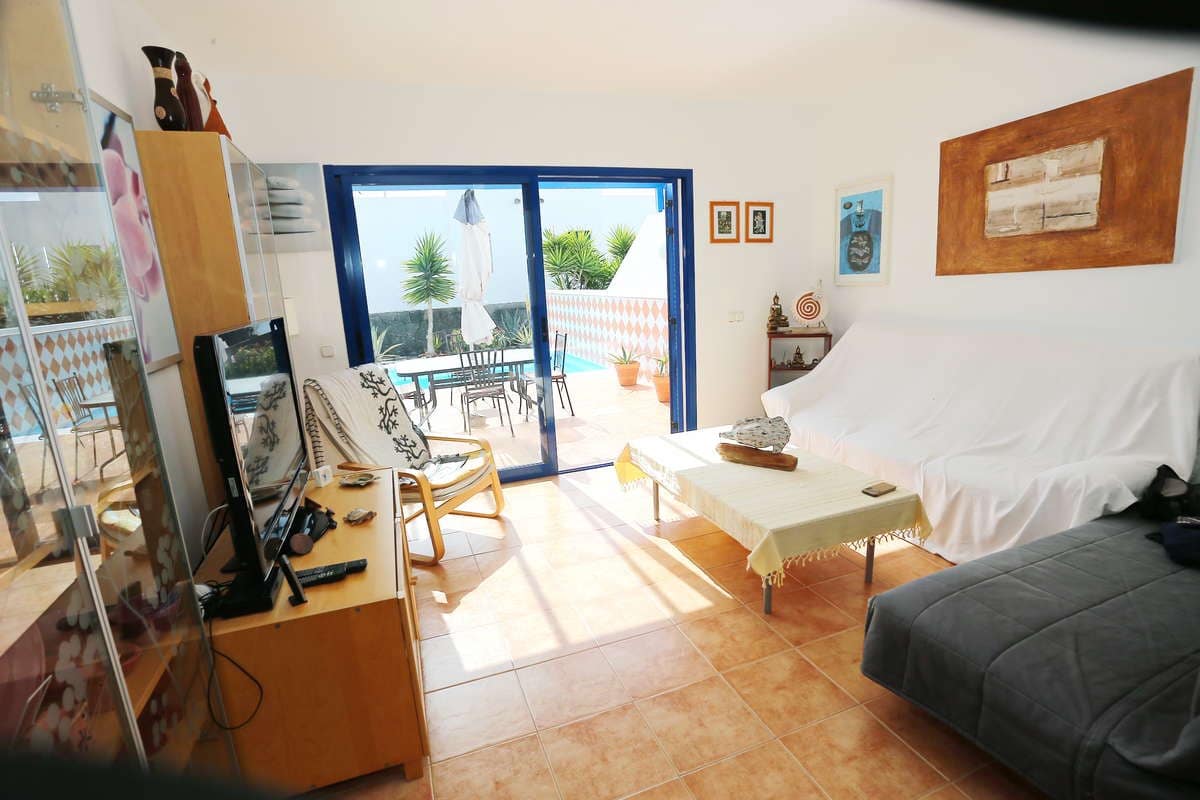 3 soveværelse Semi-Rækkehus til salg i Playa Blanca med swimmingpool garage - € 330.000 (Ref: 7701576)