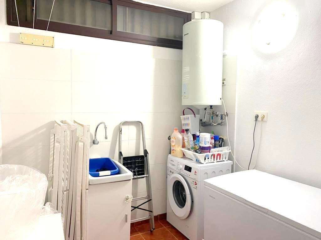 4 bedroom Villa for sale in Playa Blanca - € 810,000 (Ref: 7921996)