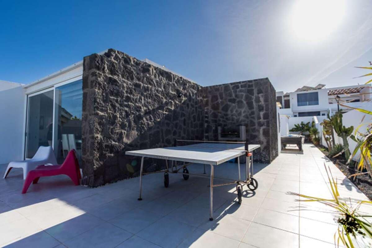 4 bedroom Villa for sale in Playa Blanca - € 570,000 (Ref: 8142070)