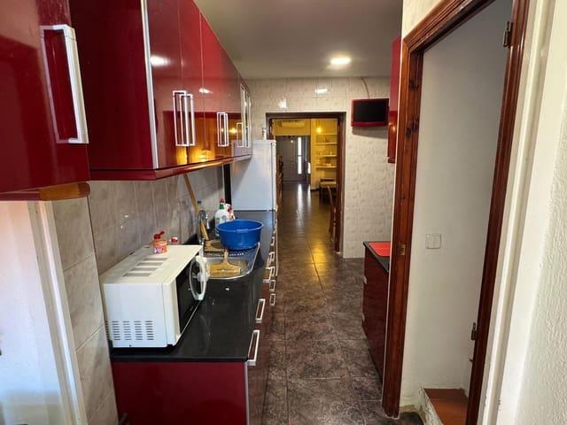4 slaapkamer Villa te koop in Barxeta - € 110.000 (Ref: 10155793)