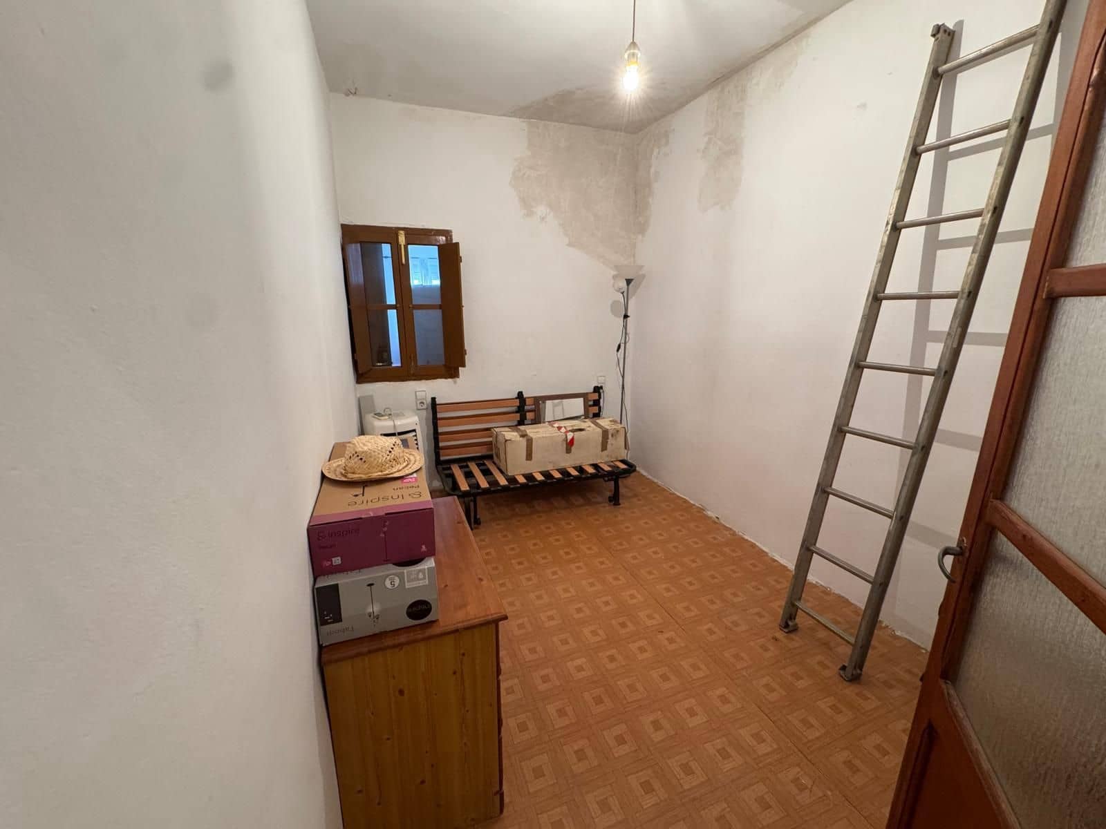 4 slaapkamer Villa te koop in Barxeta - € 110.000 (Ref: 10155793)
