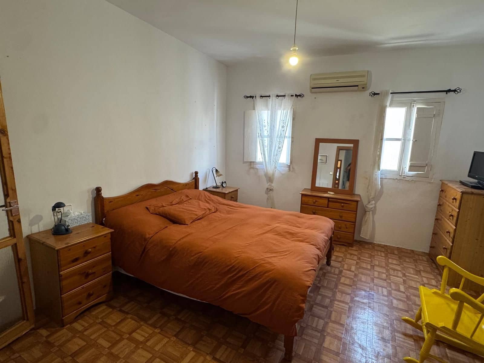 4 slaapkamer Villa te koop in Barxeta - € 110.000 (Ref: 10155793)
