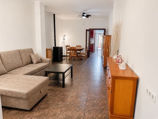 4 slaapkamer Villa te koop in Barxeta - € 110.000 (Ref: 10155793)