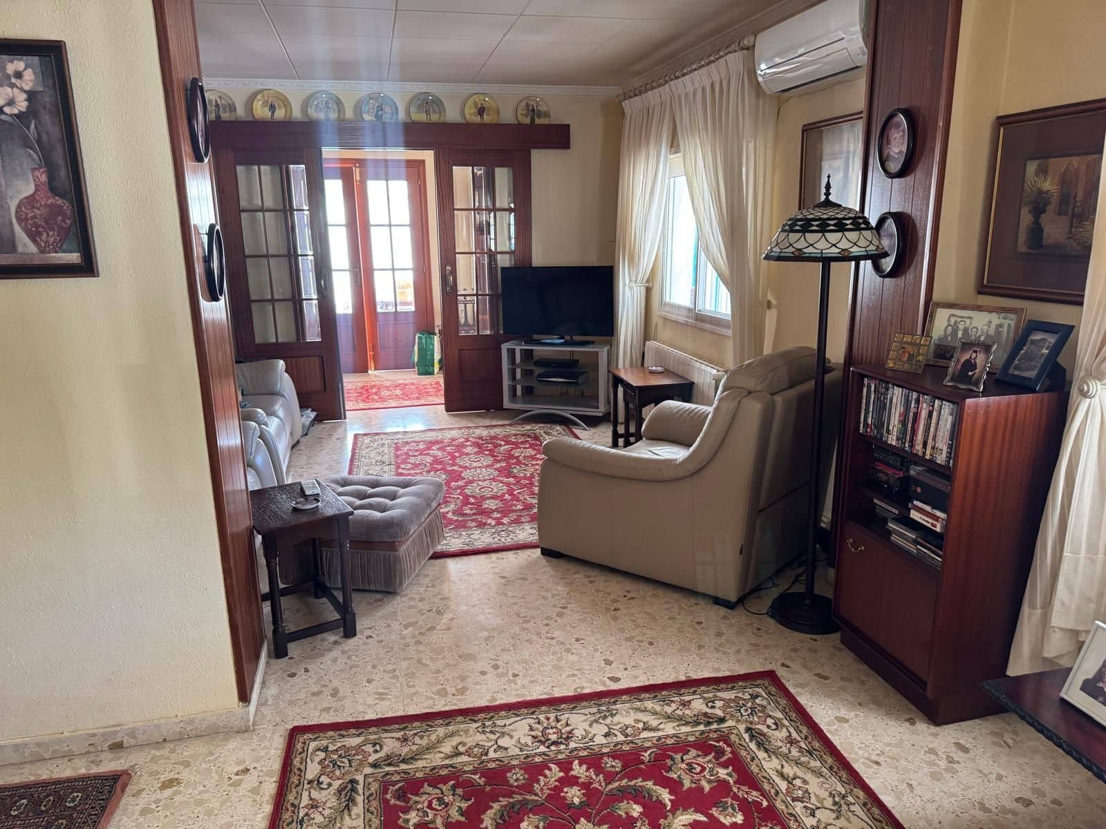 5 bedroom Villa for sale in Xativa with pool garage - € 450,000 (Ref: 10155795)