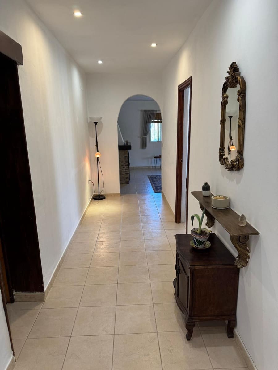 Chalet de 3 habitaciones en Ontinyent en venta con piscina garaje - 195.000 € (Ref: 10155796)