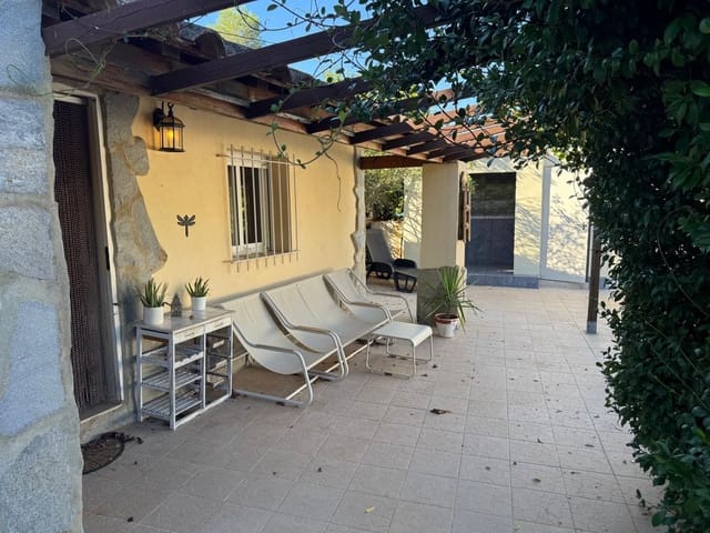 3 quarto Moradia para venda em Ontinyent com piscina garagem - 195 000 € (Ref: 10155796)