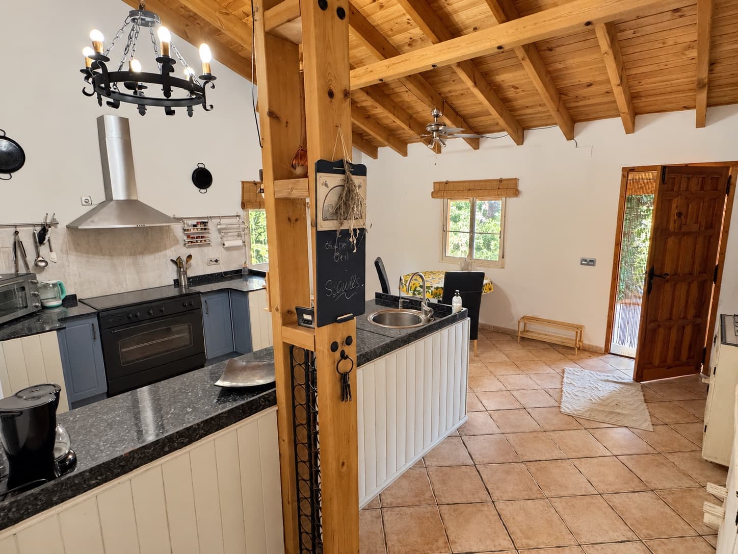 Chalet de 3 habitaciones en Ontinyent en venta con piscina garaje - 195.000 € (Ref: 10155796)
