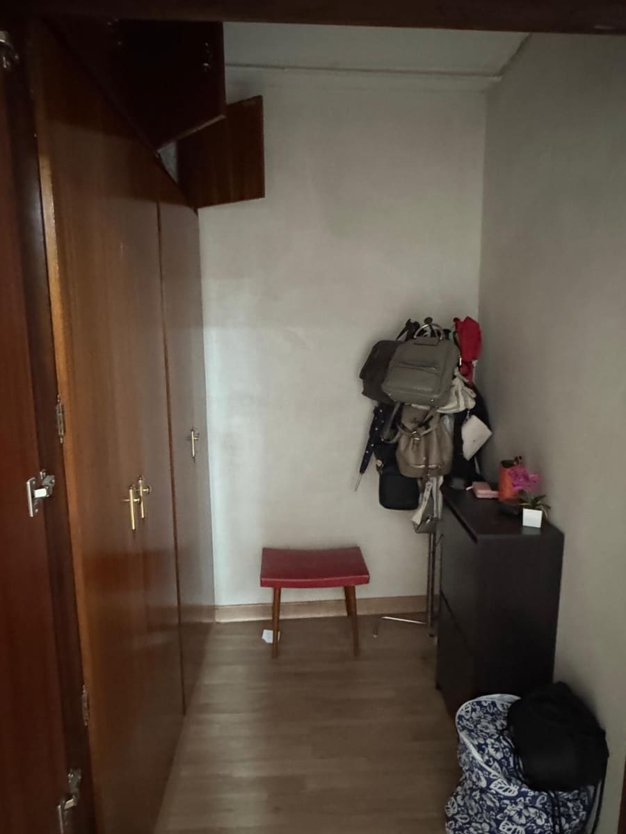 4 bedroom Flat for sale in L'Olleria - € 95,000 (Ref: 10155799)