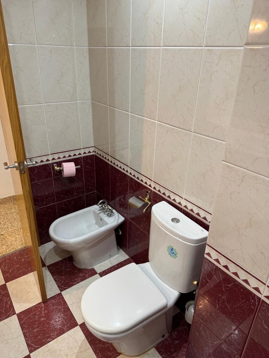 3 bedroom Flat for sale in Xativa - € 139,900 (Ref: 10155800)