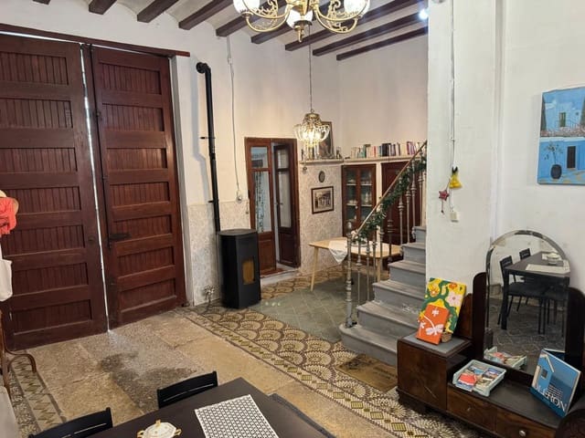 9 soveværelse Villa til salg i Carcaixent - € 375.000 (Ref: 10155801)