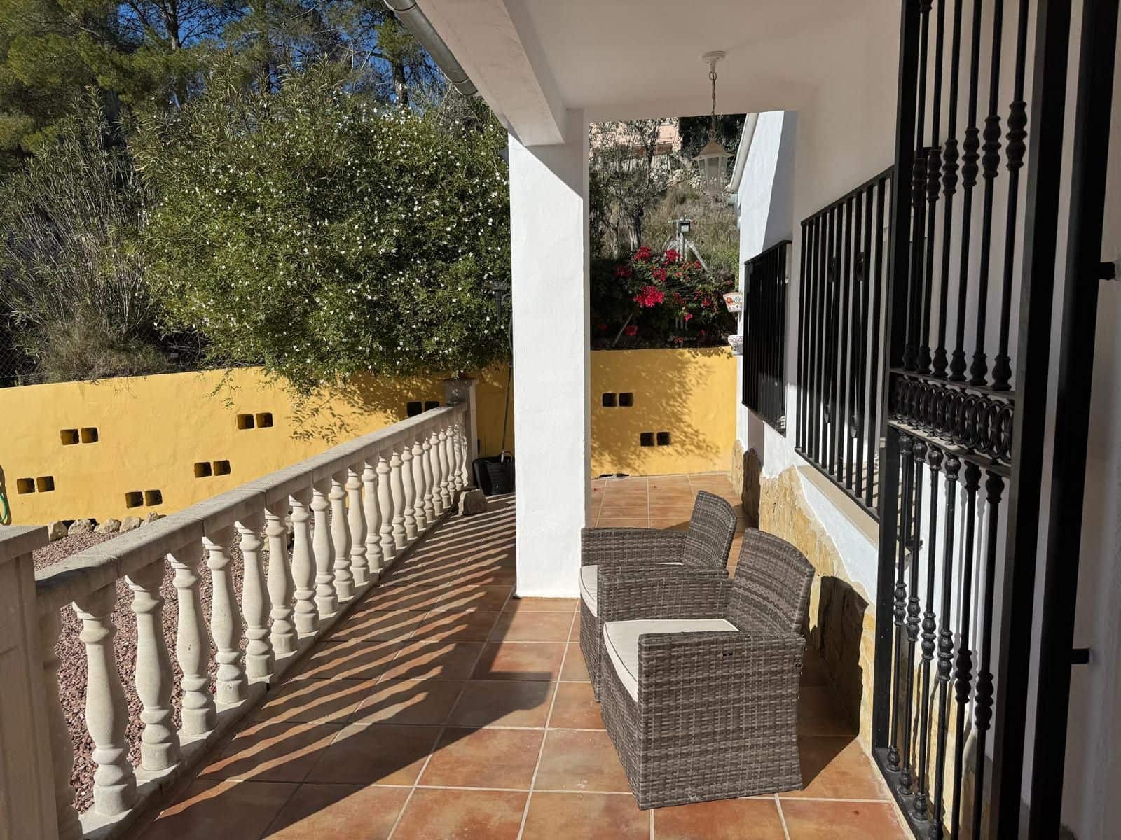 3 bedroom Villa for sale in Xativa with garage - € 275,000 (Ref: 10155802)