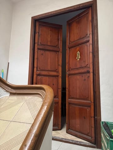 5 chambre Villa/Maison à vendre à Xàtiva avec garage - 110 000 € (Ref: 9585460)