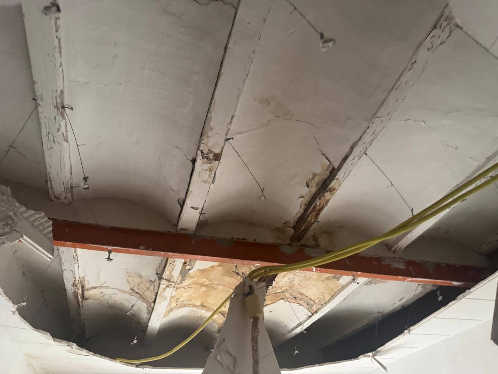 5 bedroom Villa for sale in Xativa with garage - € 110,000 (Ref: 9585460)