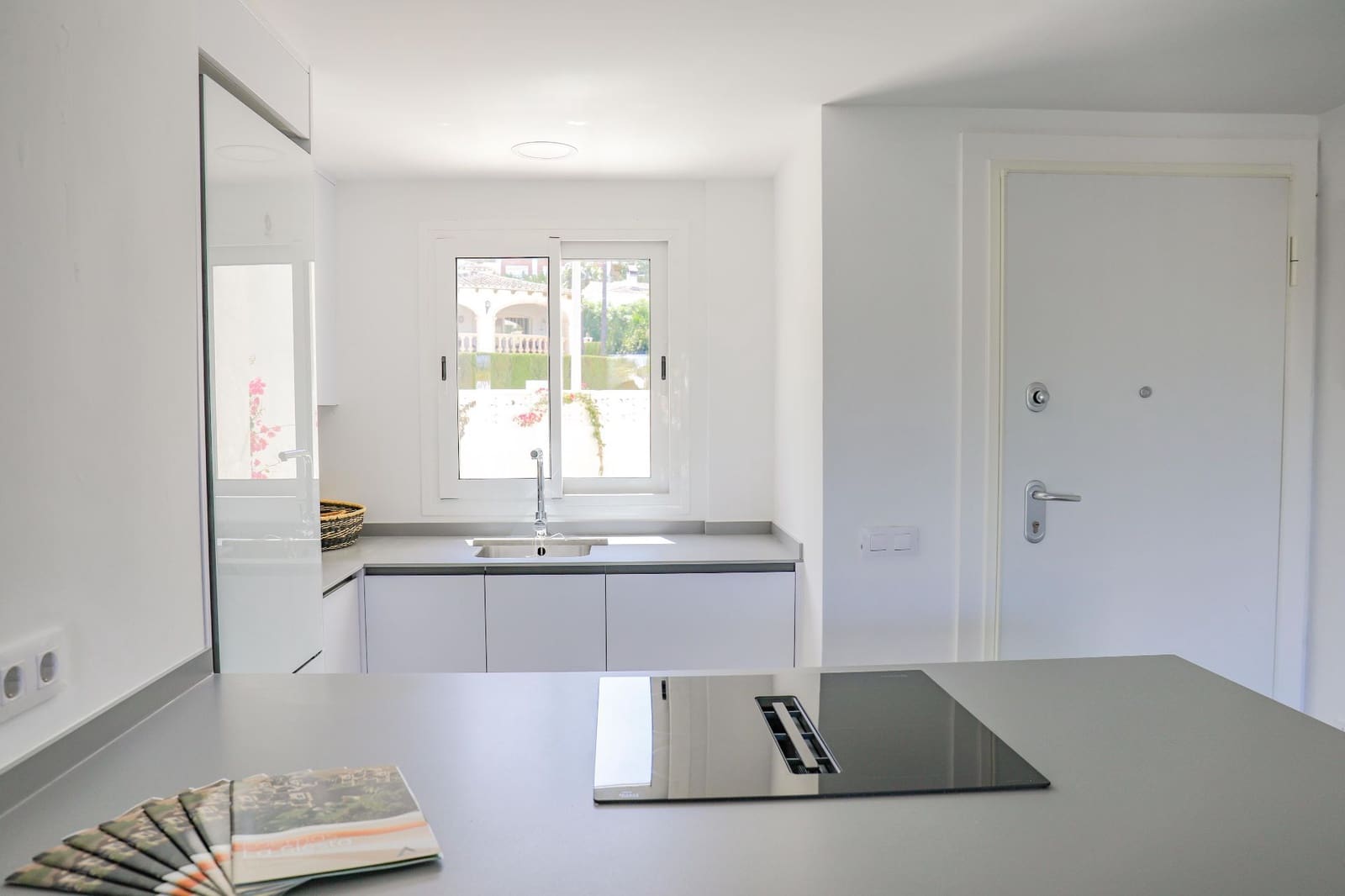 2 slaapkamer Appartement te koop in Denia met zwembad garage - € 381.150 (Ref: 9585475)