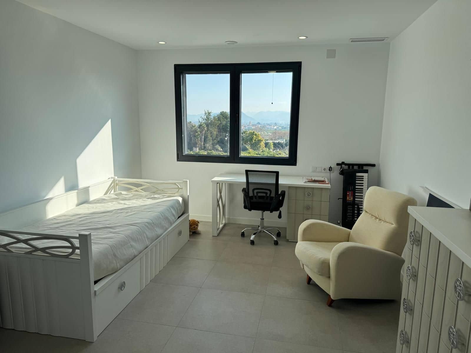 4 bedroom Villa for sale in Llanera de Ranes with pool garage - € 500,000 (Ref: 9585478)