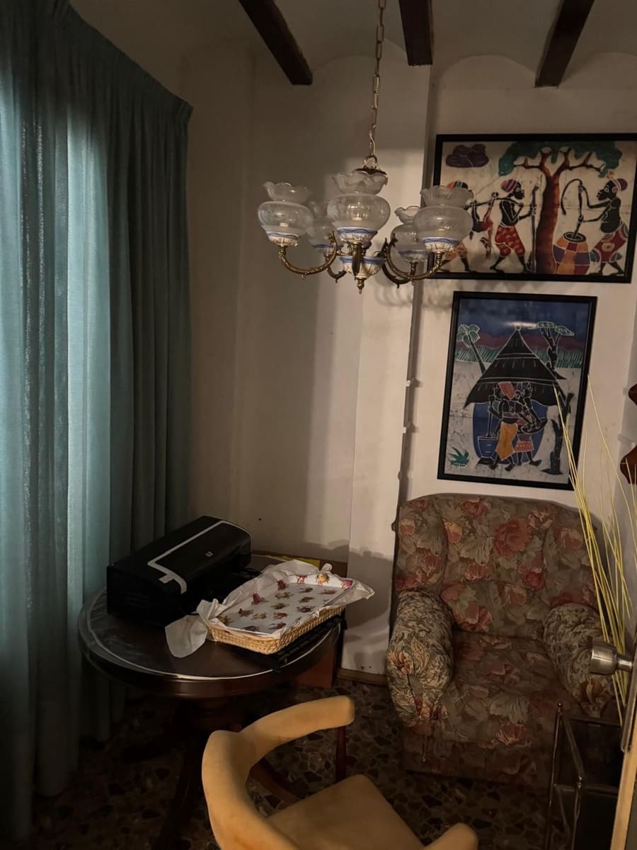 6 bedroom Villa for sale in Xativa - € 375,000 (Ref: 9590736)