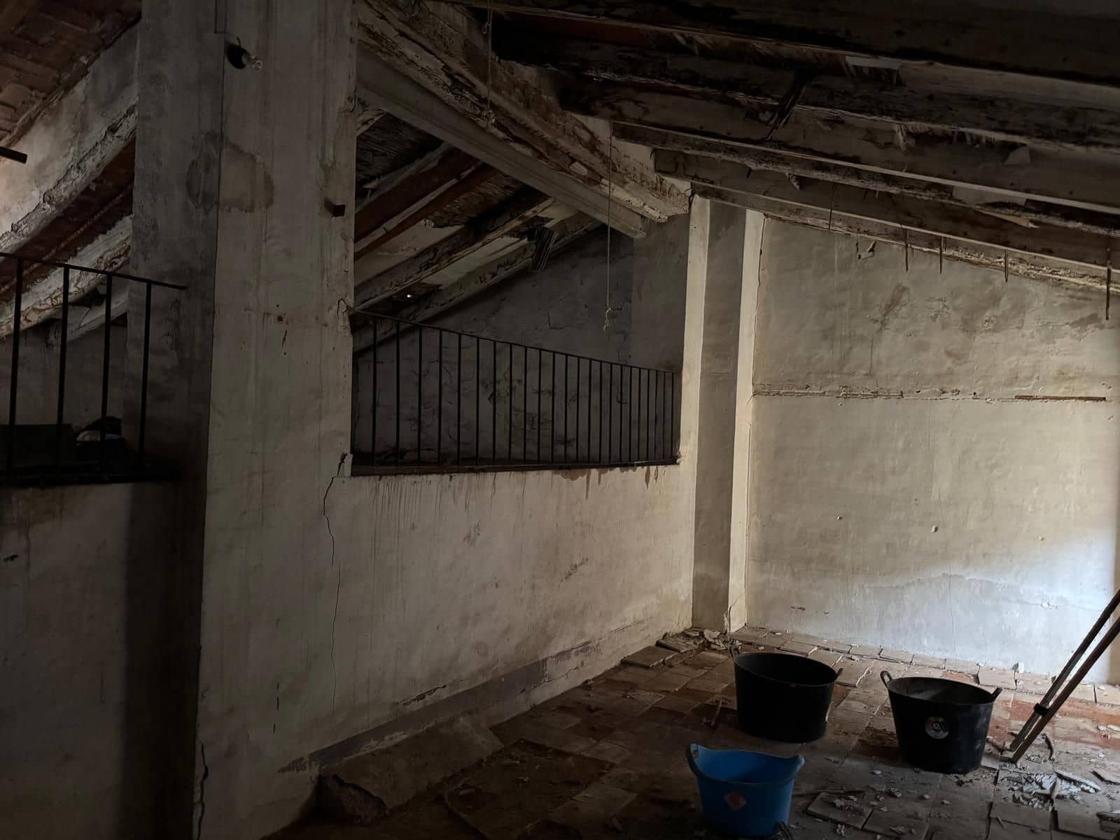 6 bedroom Villa for sale in Xativa - € 375,000 (Ref: 9590736)