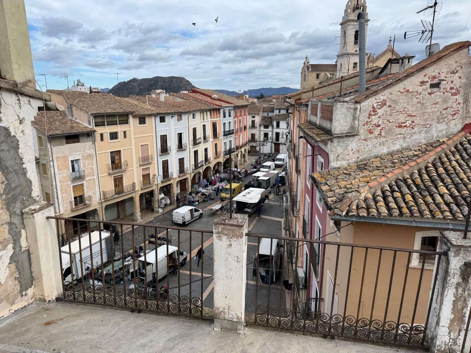 6 bedroom Villa for sale in Xativa - € 375,000 (Ref: 9590736)