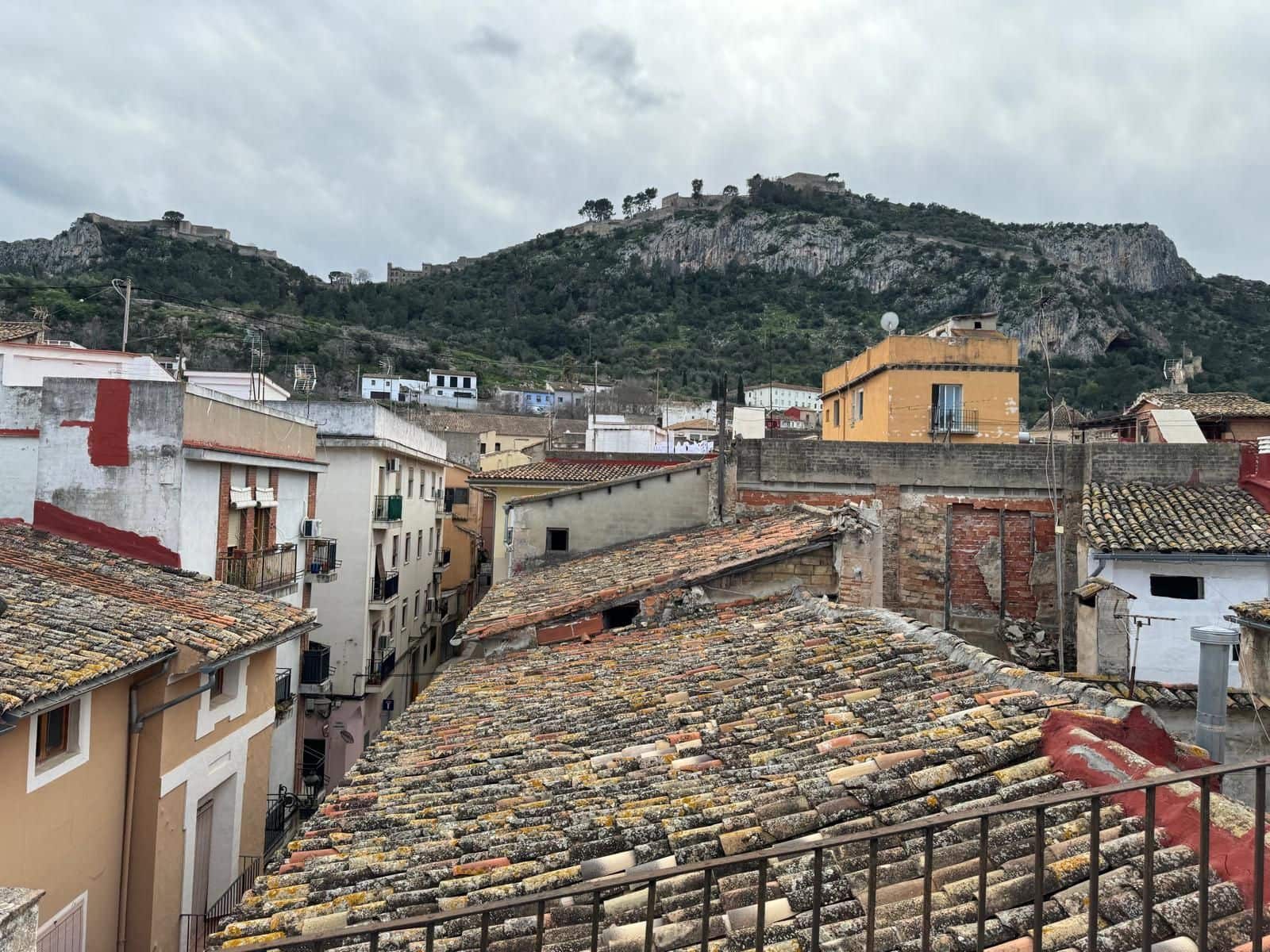 6 bedroom Villa for sale in Xativa - € 375,000 (Ref: 9590736)