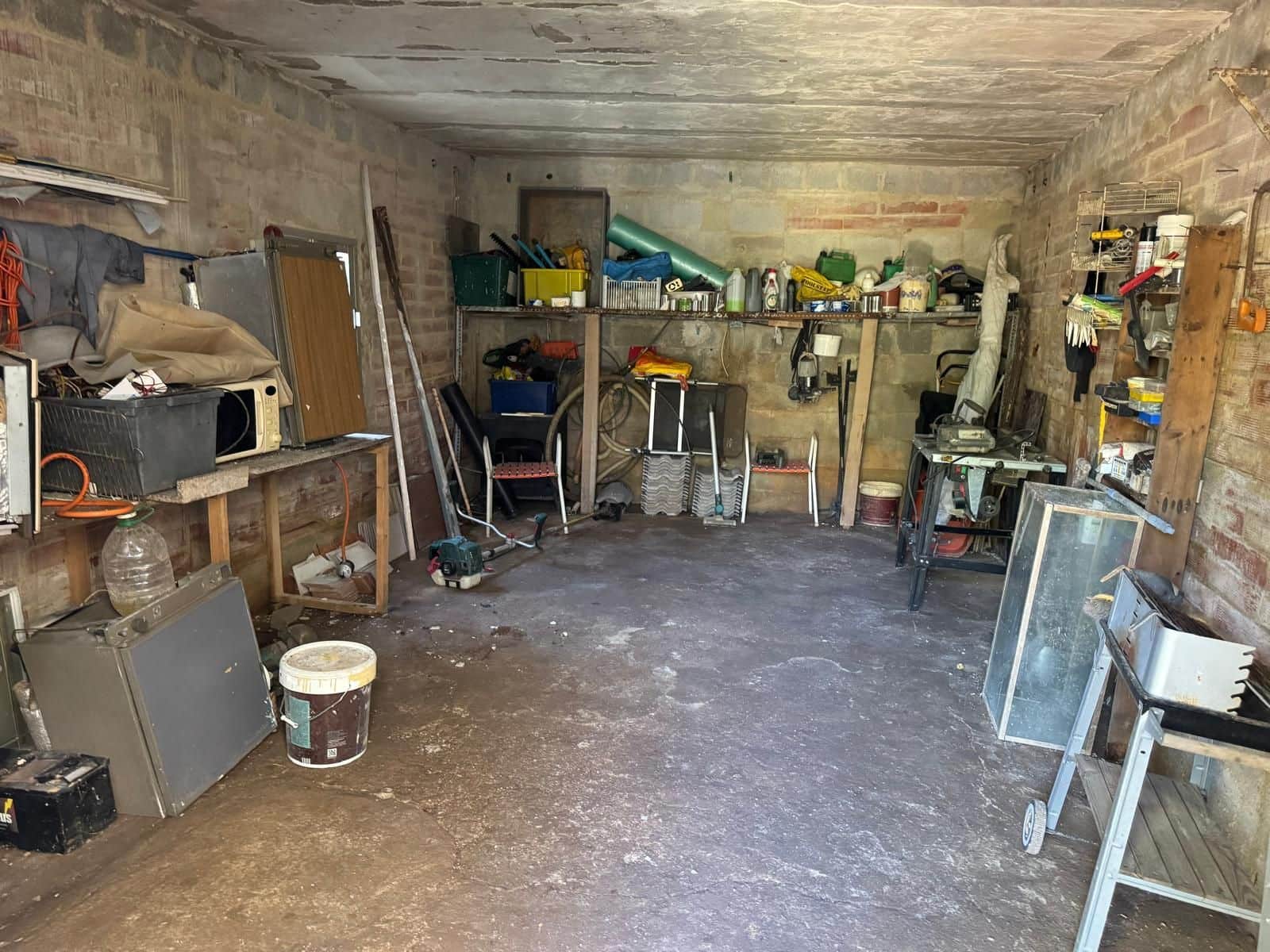 2 bedroom Villa for sale in Barxeta with garage - € 95,000 (Ref: 9604602)