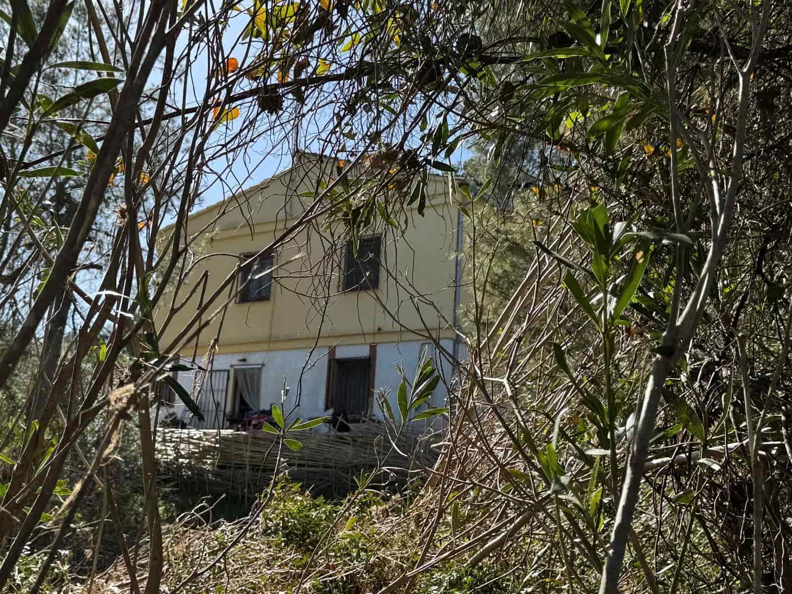 2 bedroom Villa for sale in Barxeta with garage - € 95,000 (Ref: 9604602)