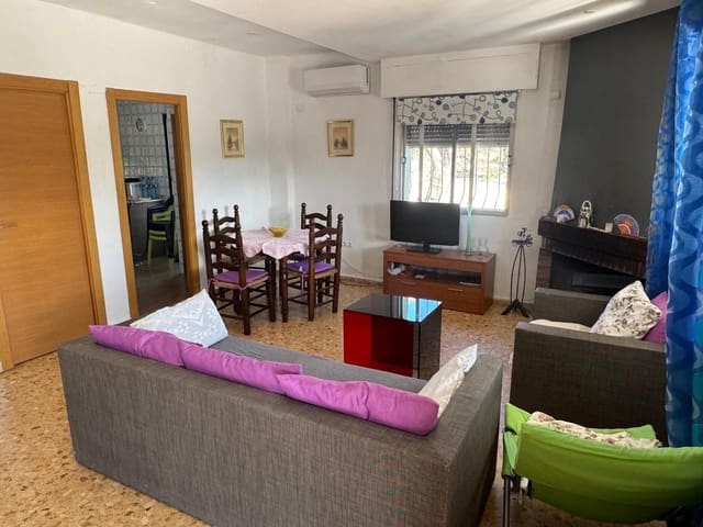 3 makuuhuone Huvila myytävänä paikassa Xàtiva mukana uima-altaan 
autotalli - 165 000 € (Ref: 9607238)