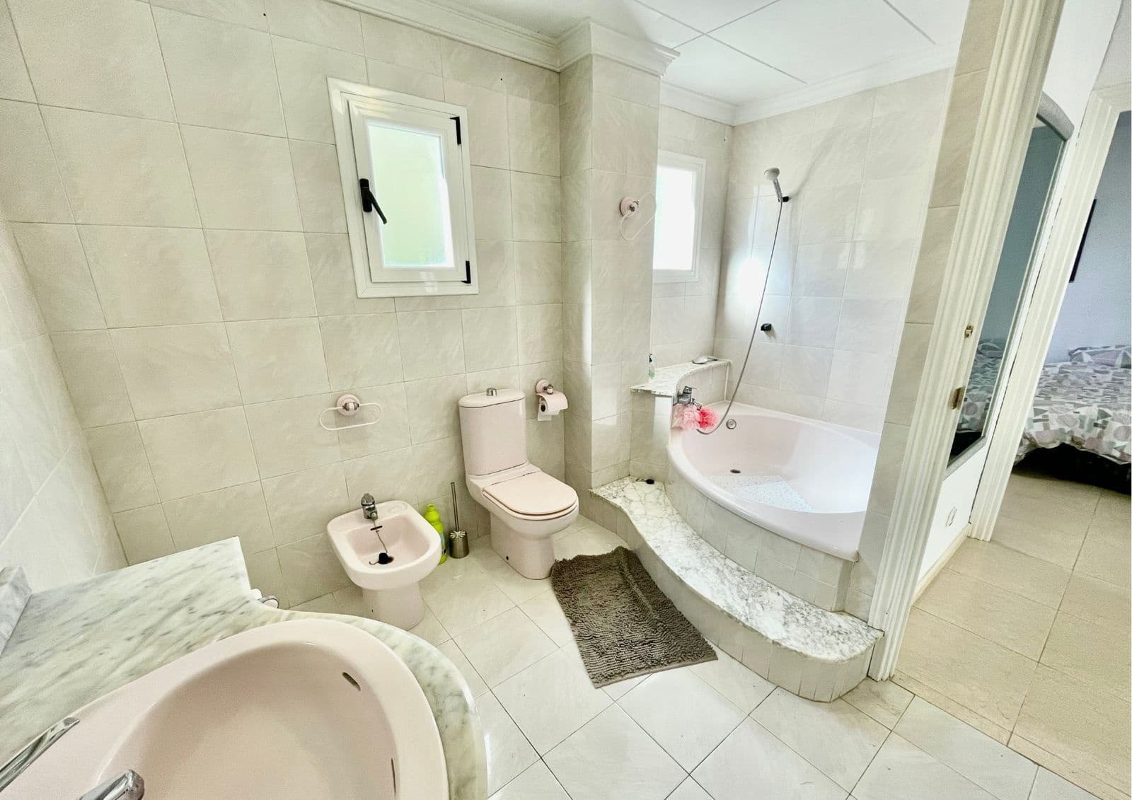 4 Zimmer Villa zu verkaufen in Barx mit Pool Garage - 250.000 € (Ref: 9811281)