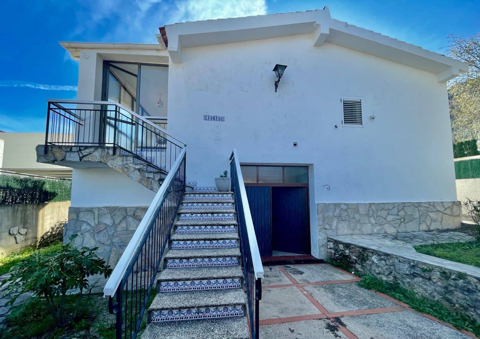 4 Zimmer Villa zu verkaufen in Barx mit Pool Garage - 250.000 € (Ref: 9811281)