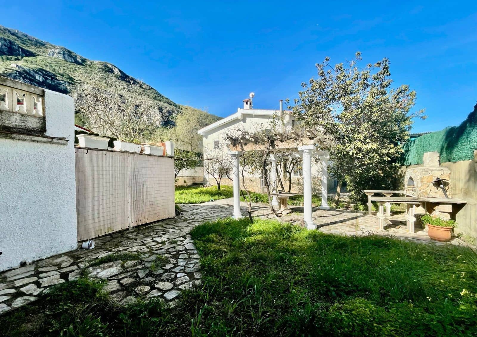 4 Zimmer Villa zu verkaufen in Barx mit Pool Garage - 250.000 € (Ref: 9811281)