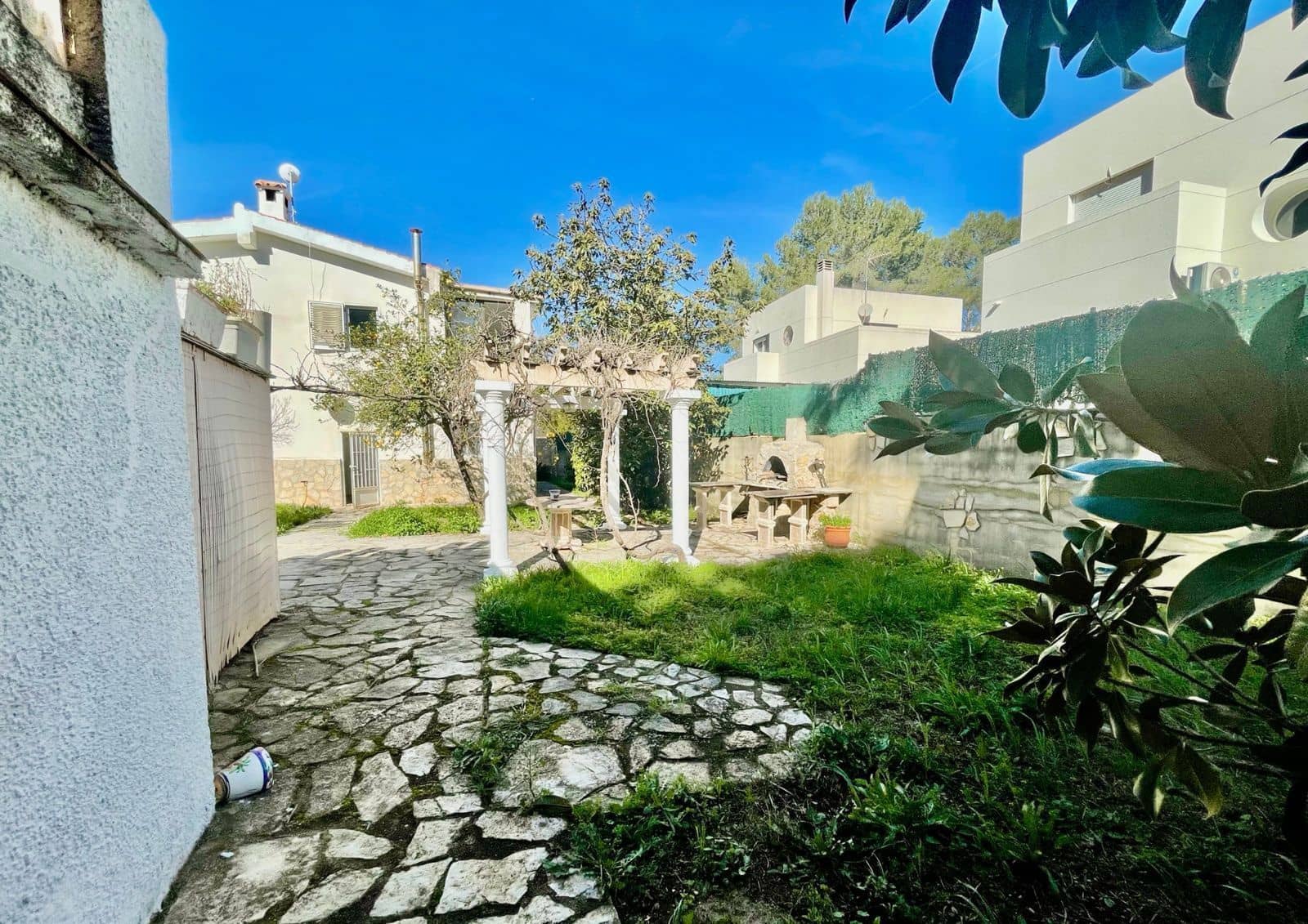 4 Zimmer Villa zu verkaufen in Barx mit Pool Garage - 250.000 € (Ref: 9811281)