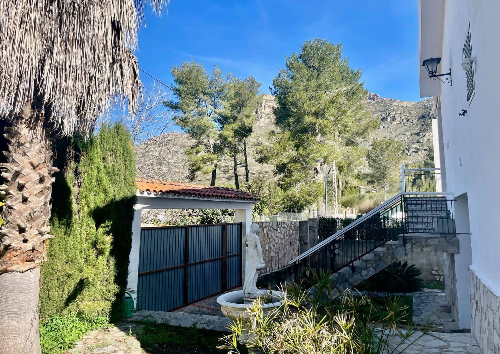 4 Zimmer Villa zu verkaufen in Barx mit Pool Garage - 250.000 € (Ref: 9811281)