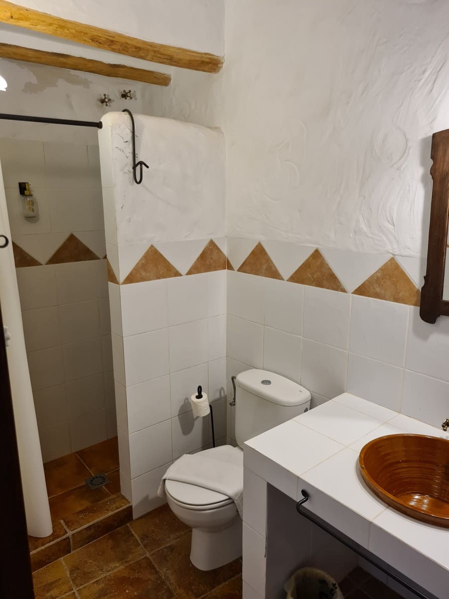 8 makuuhuone Majatalo/aamiaismajoitus myytävänä paikassa Carcabuey mukana uima-altaan - 350 000 € (Ref: 7352345)