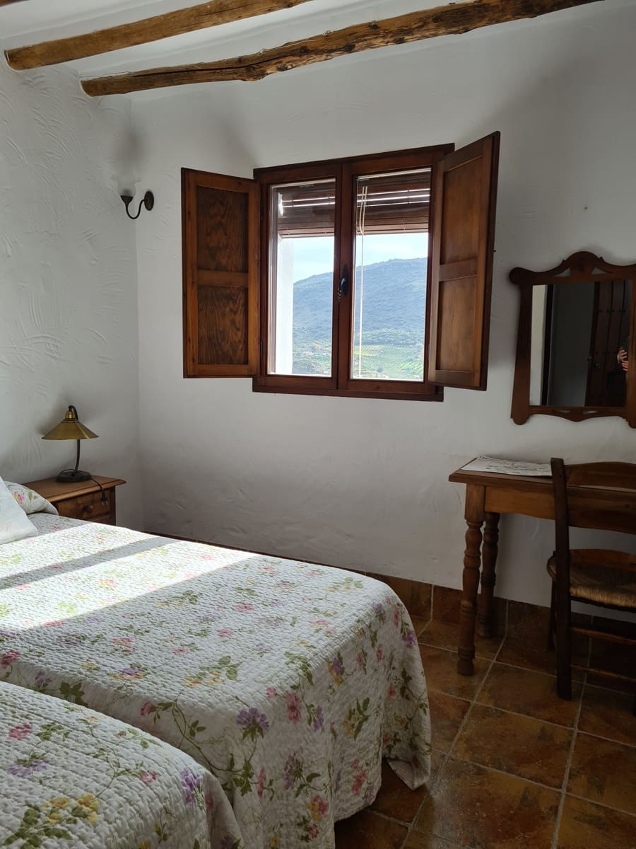 8 makuuhuone Majatalo/aamiaismajoitus myytävänä paikassa Carcabuey mukana uima-altaan - 350 000 € (Ref: 7352345)