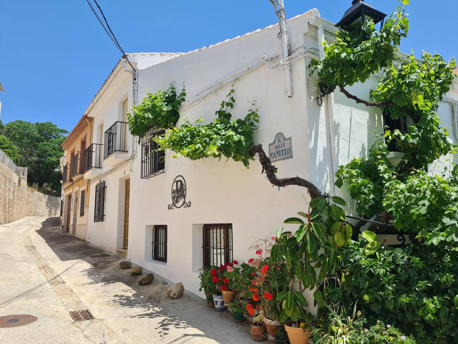 8 makuuhuone Majatalo/aamiaismajoitus myytävänä paikassa Carcabuey mukana uima-altaan - 350 000 € (Ref: 7352345)