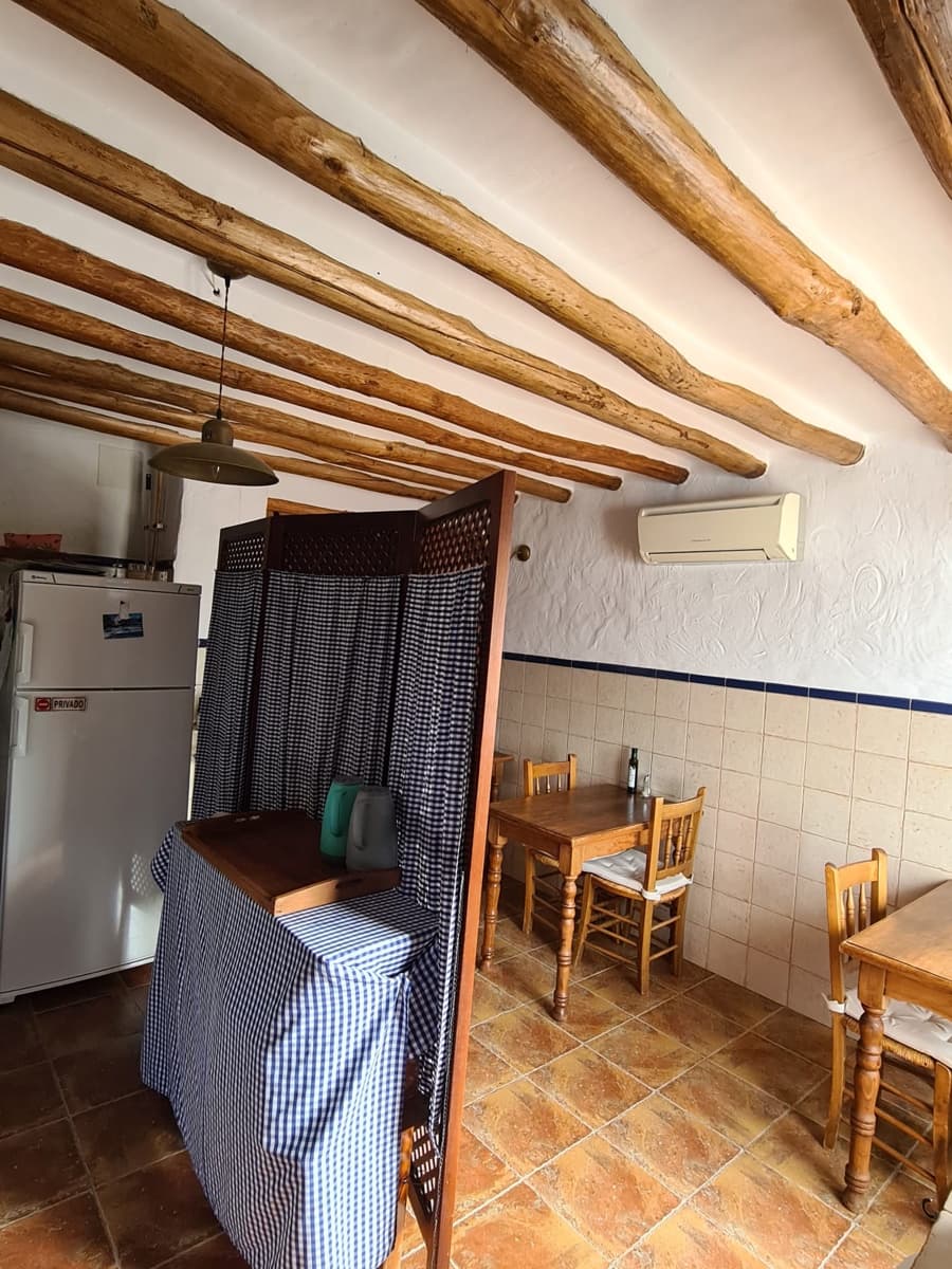 8 makuuhuone Majatalo/aamiaismajoitus myytävänä paikassa Carcabuey mukana uima-altaan - 350 000 € (Ref: 7352345)