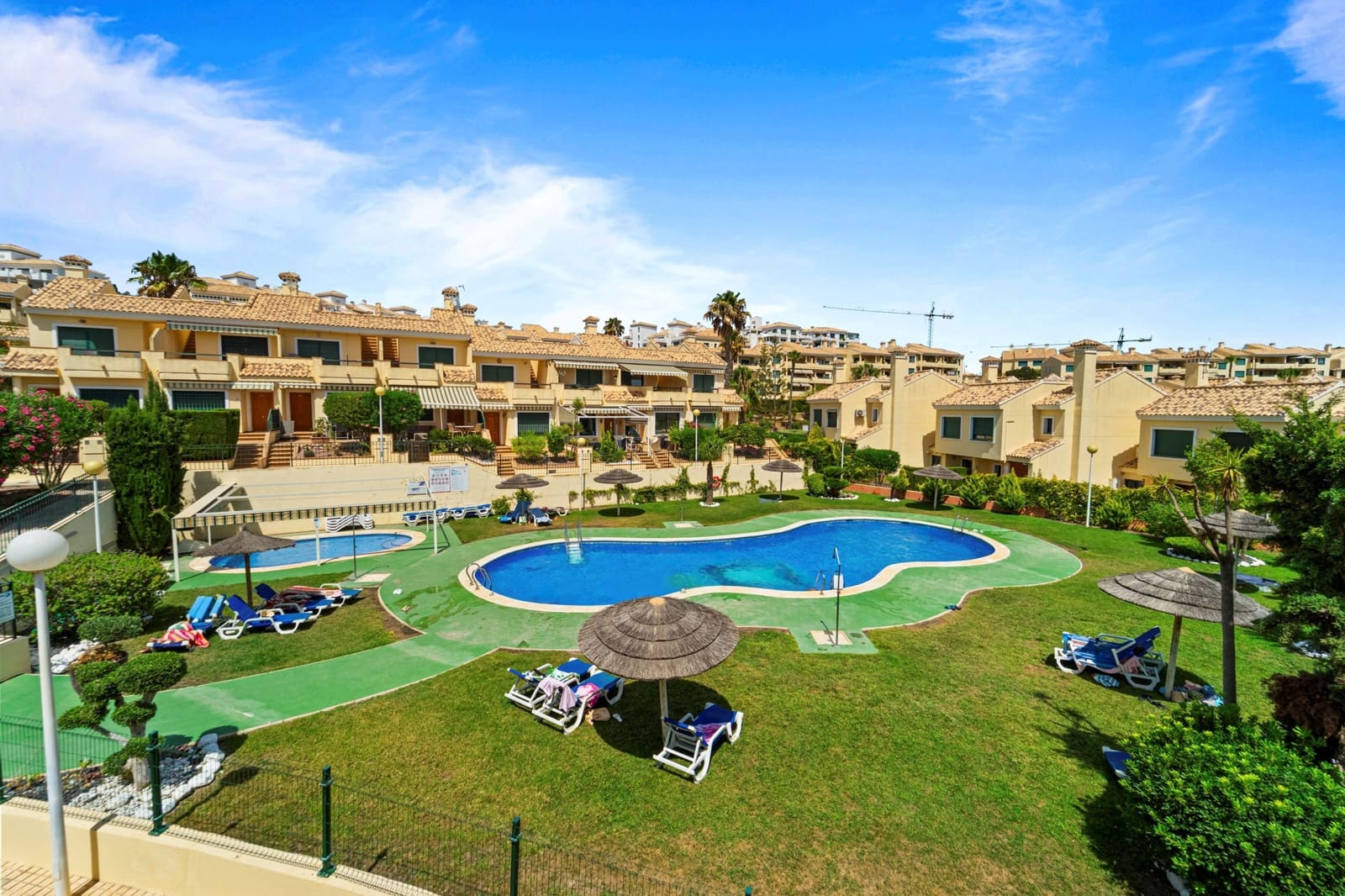2 sypialnia Dom na sprzedaż w Campoamor z basenem - 229 000 € (Ref: 10004476)