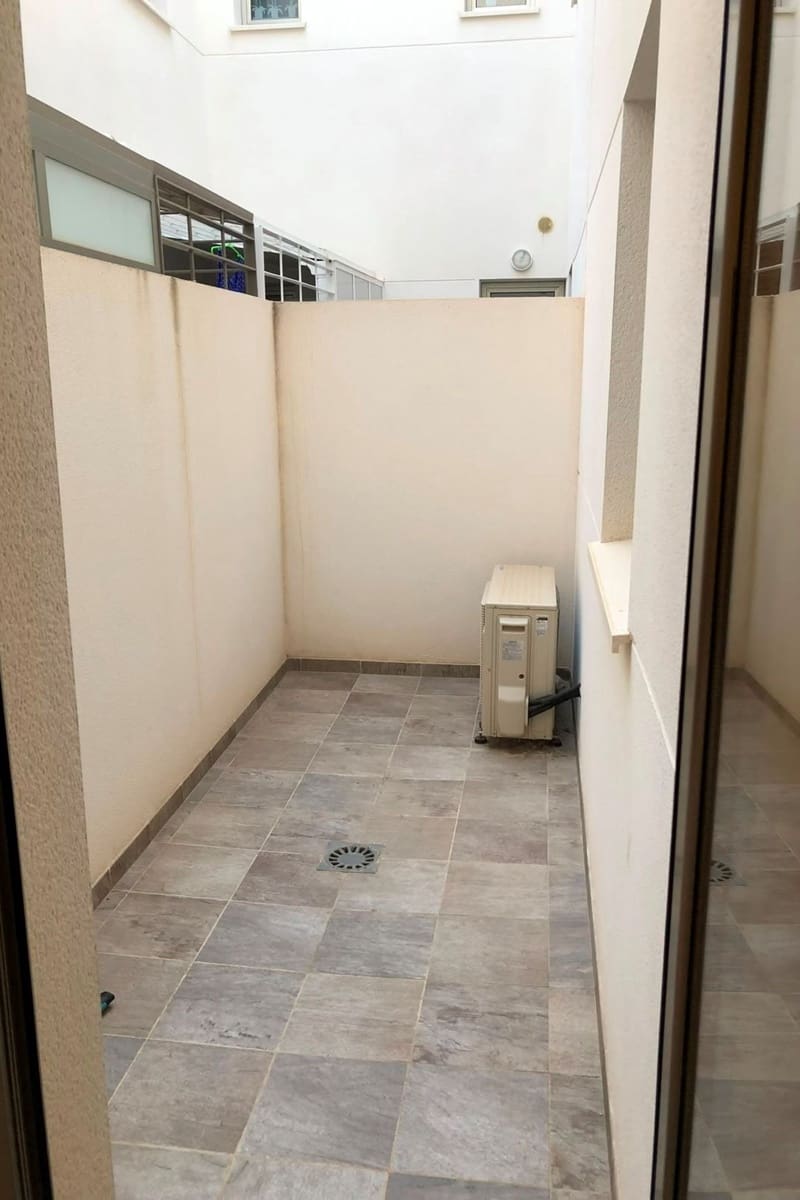 Apartamento de 2 habitaciones en Aguas Nuevas en venta con piscina - 259.000 € (Ref: 10004477)