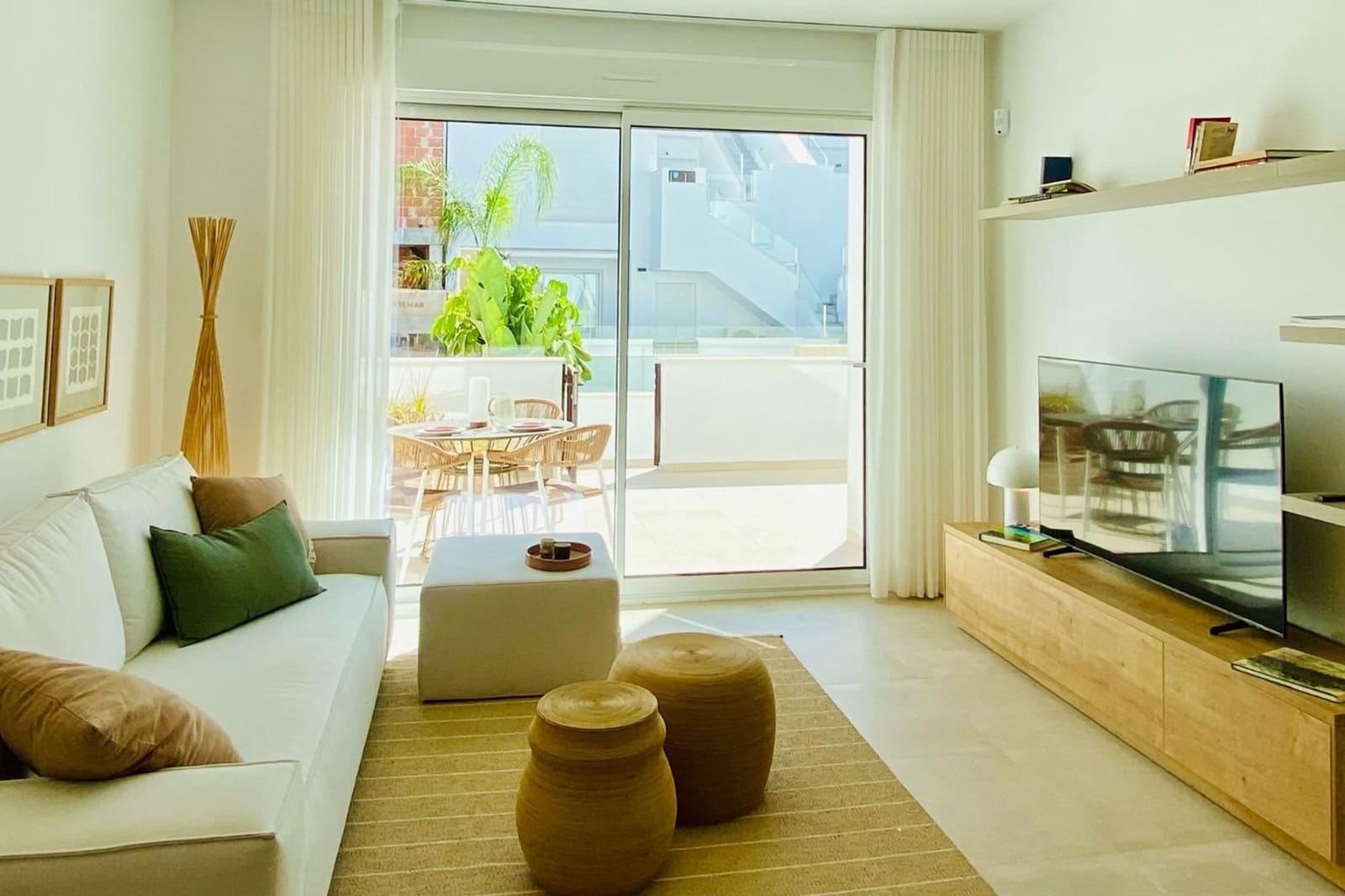 2 bedroom Apartment for sale in Pilar de la Horadada with pool - € 314,900 (Ref: 10043601)
