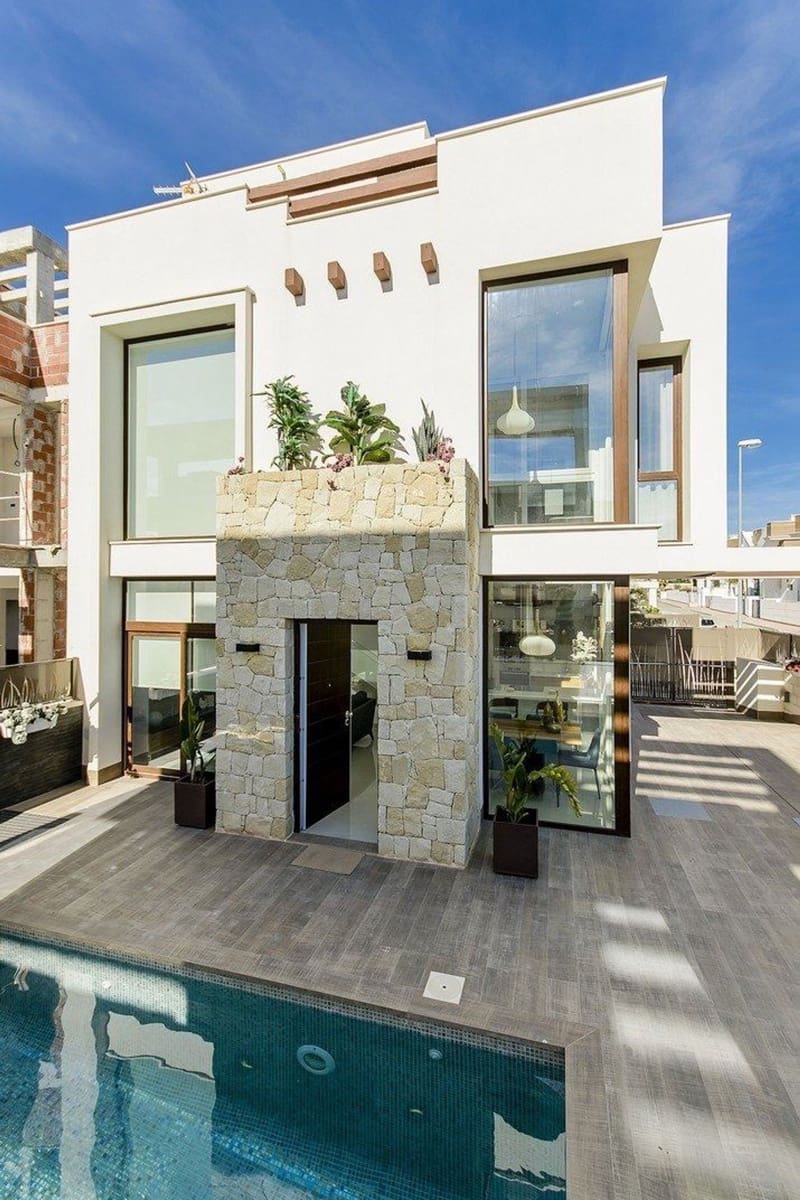 5 Zimmer Villa zu verkaufen in Los Montesinos mit Pool - 780.000 € (Ref: 10048208)